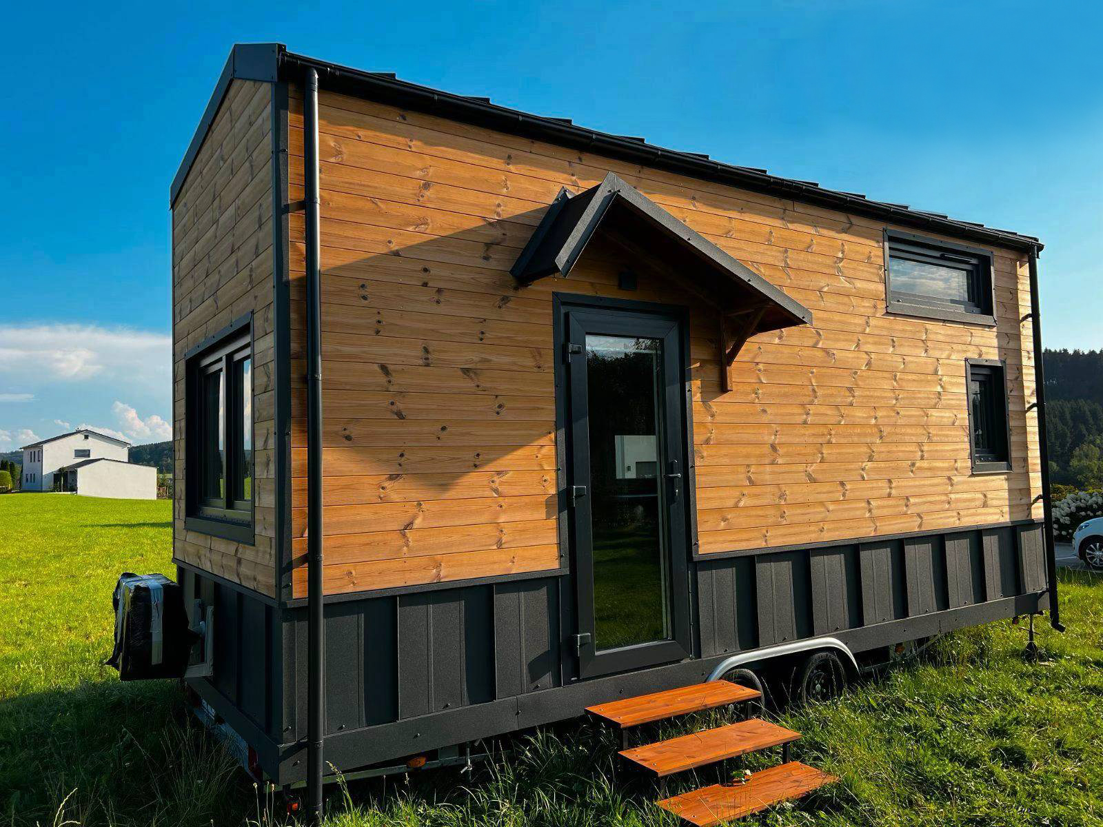 TINY HOUSE PREMIUM